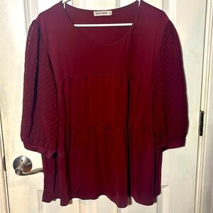 Women’s blouse, professional looking and great condition